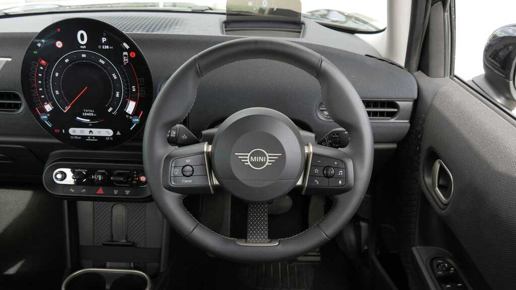 Mini Hatch 2.0 S Classic 2025 Black #4