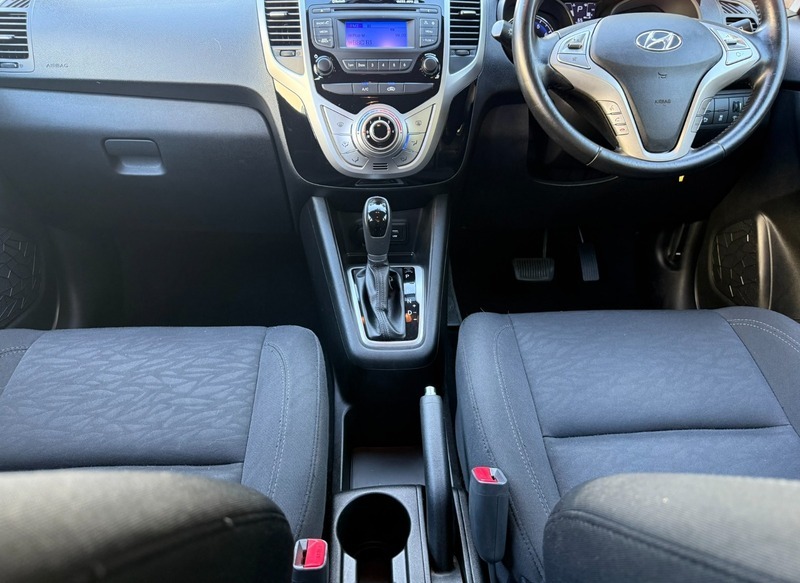 Hyundai Ix20 Se Black #10