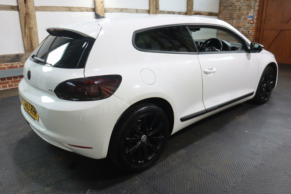 Volkswagen Scirocco 1.4 Tsi Euro 5 Nav White #6