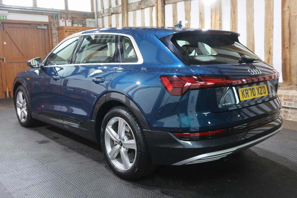 Audi E-tron 50 Technik Quattro 71.2Kwh Blue #4