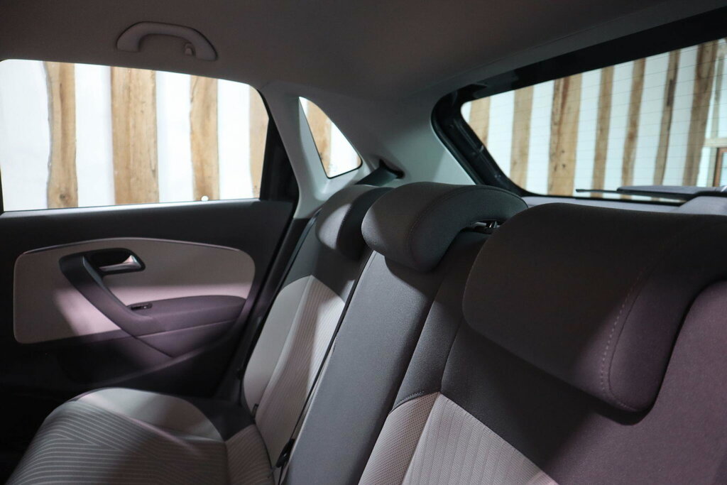 Volkswagen Polo Hatchback Black #31