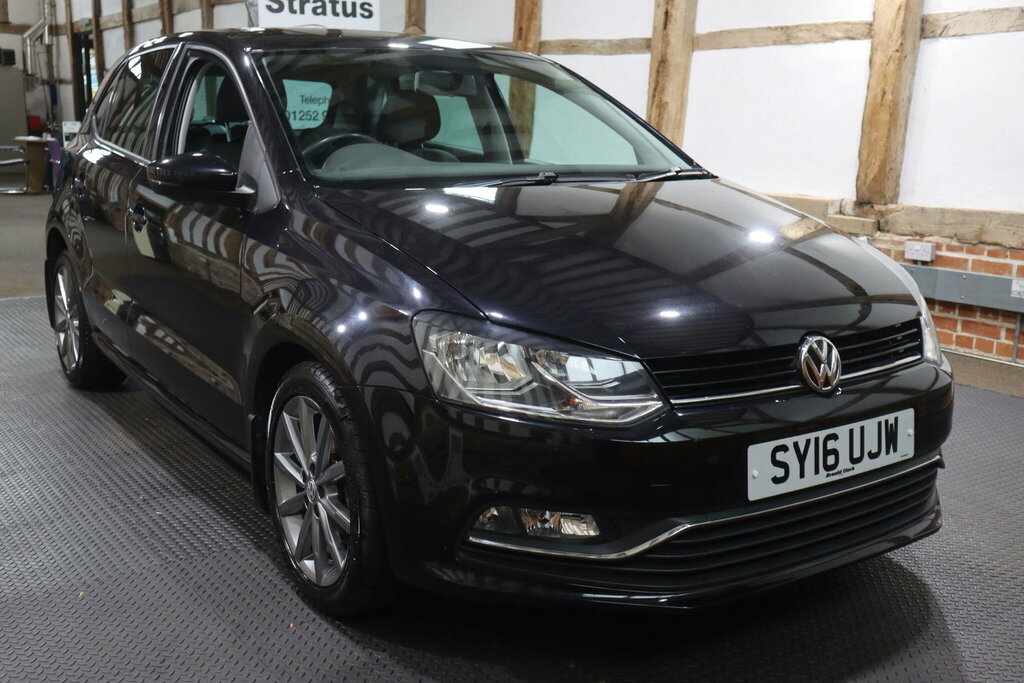 Volkswagen Polo Hatchback Black #7