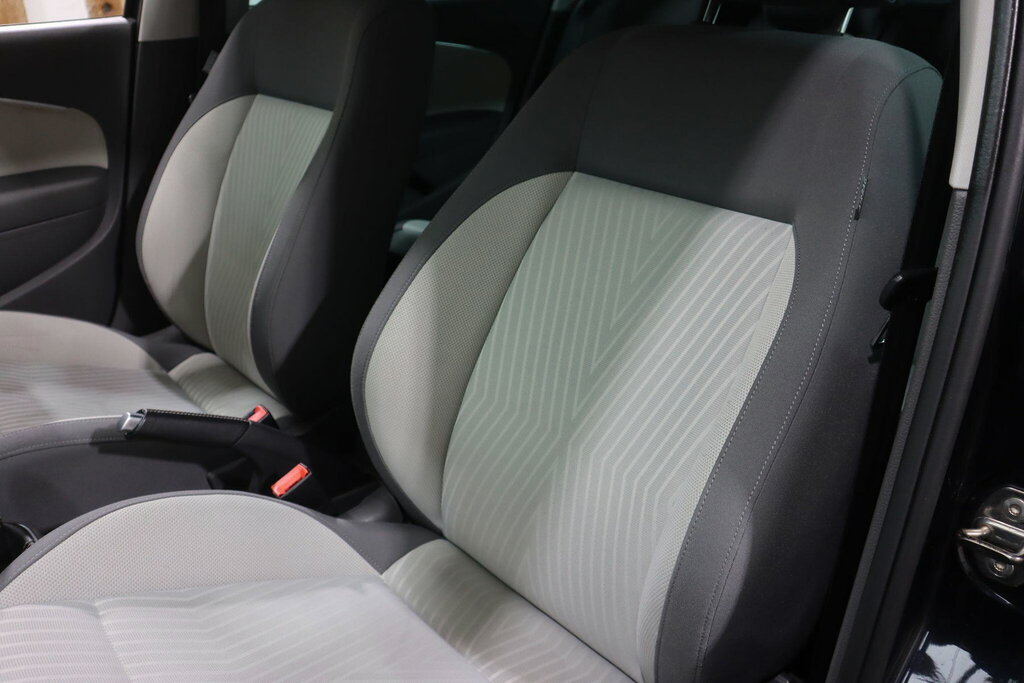 Volkswagen Polo Hatchback Black #26