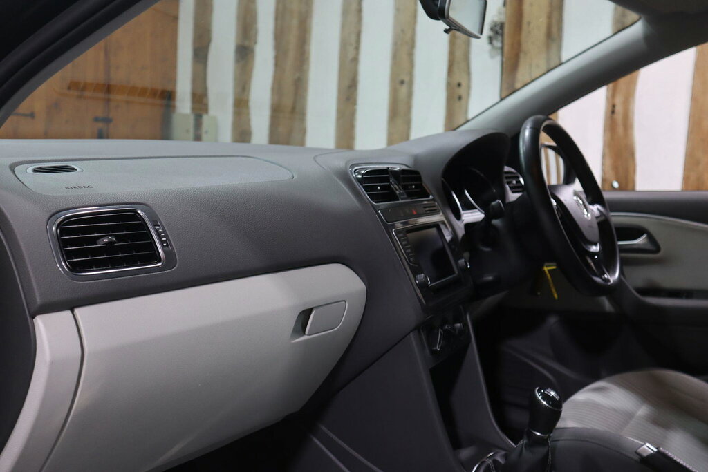 Volkswagen Polo Hatchback Black #24