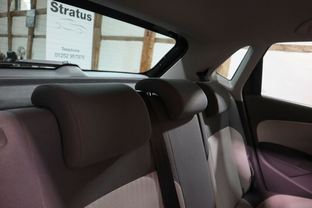 Volkswagen Polo Hatchback Black #37