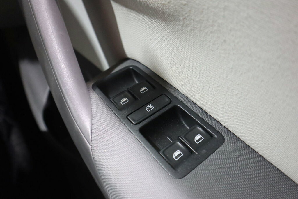 Volkswagen Polo Hatchback Black #43