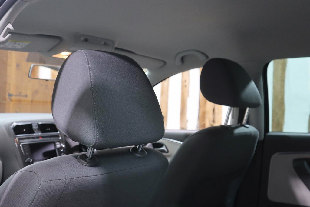 Volkswagen Polo Hatchback Black #30