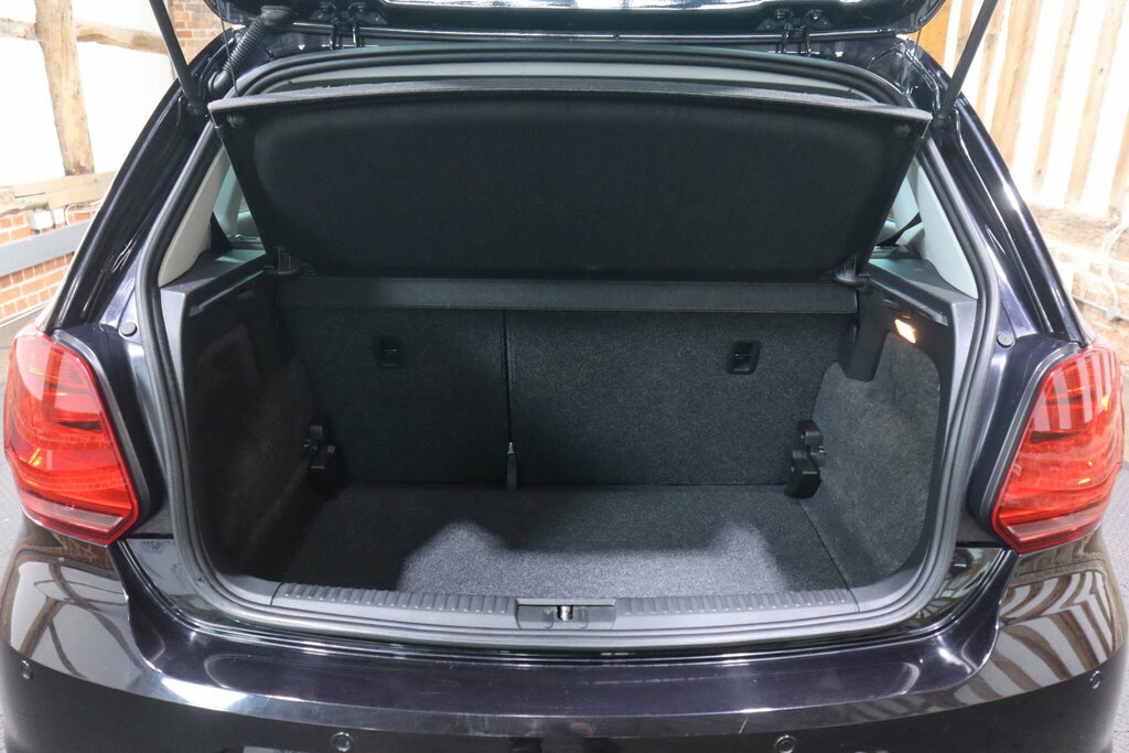 Volkswagen Polo Hatchback Black #42