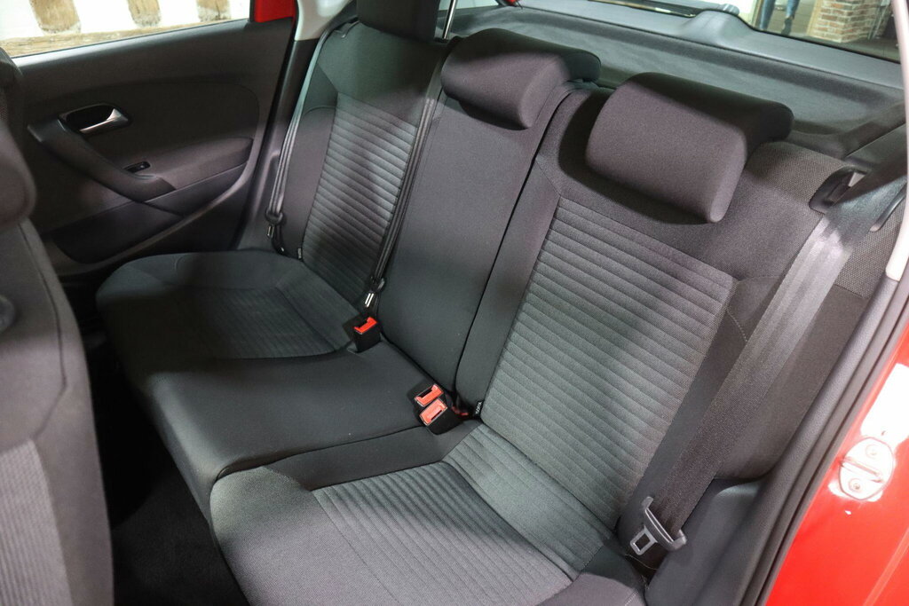 Volkswagen Polo 1.4 Match Hatchback Silver #34