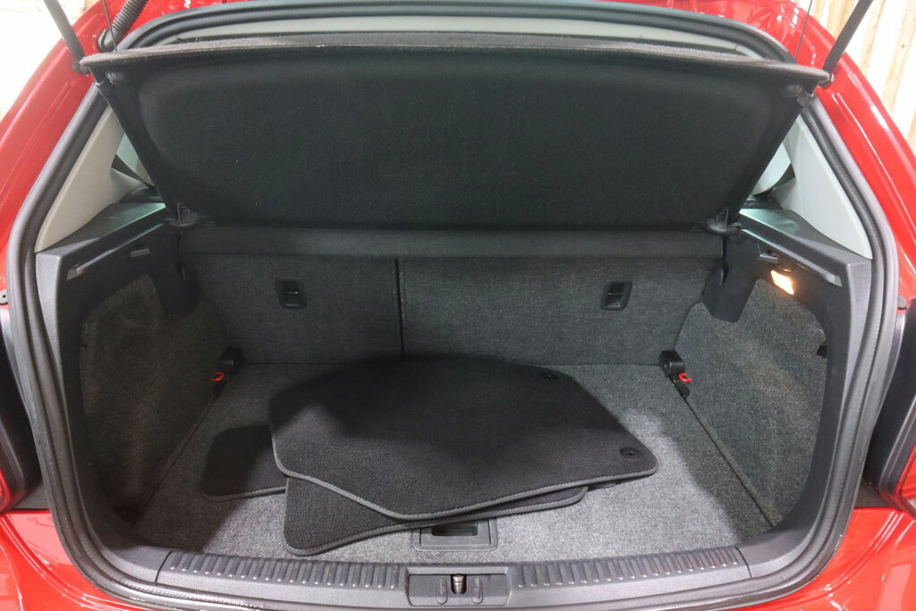 Volkswagen Polo 1.4 Match Hatchback Silver #41