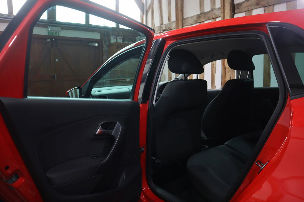 Volkswagen Polo 1.4 Match Hatchback Silver #29