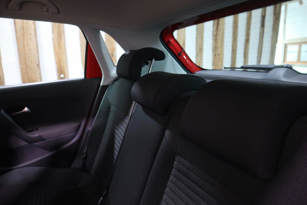 Volkswagen Polo 1.4 Match Hatchback Silver #31