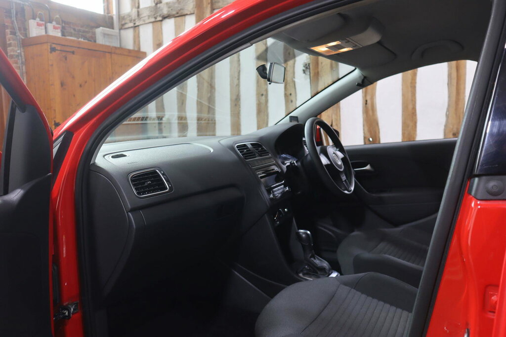 Volkswagen Polo 1.4 Match Hatchback Silver #23