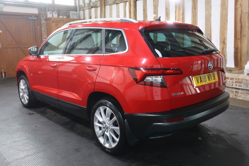 Skoda Karoq 1.5 Tsi Se L Euro 6 S S Red #4