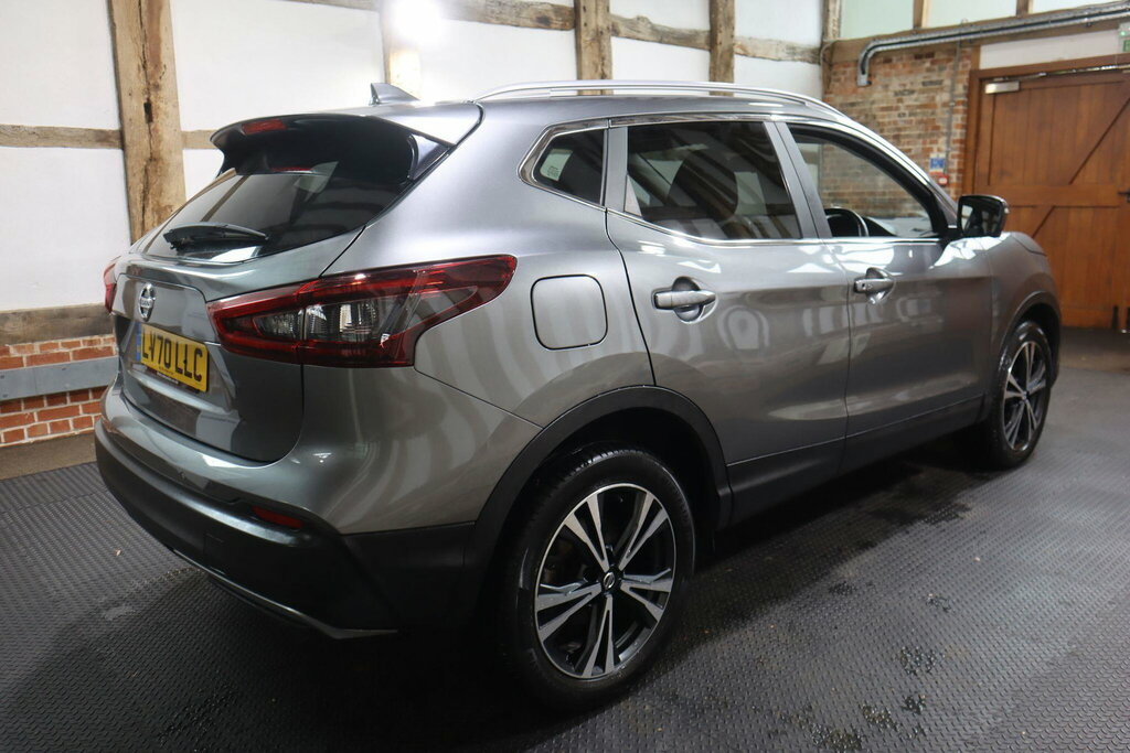 Nissan Qashqai 1.3 Dig-t N-connecta Euro 6 S S Grey #6