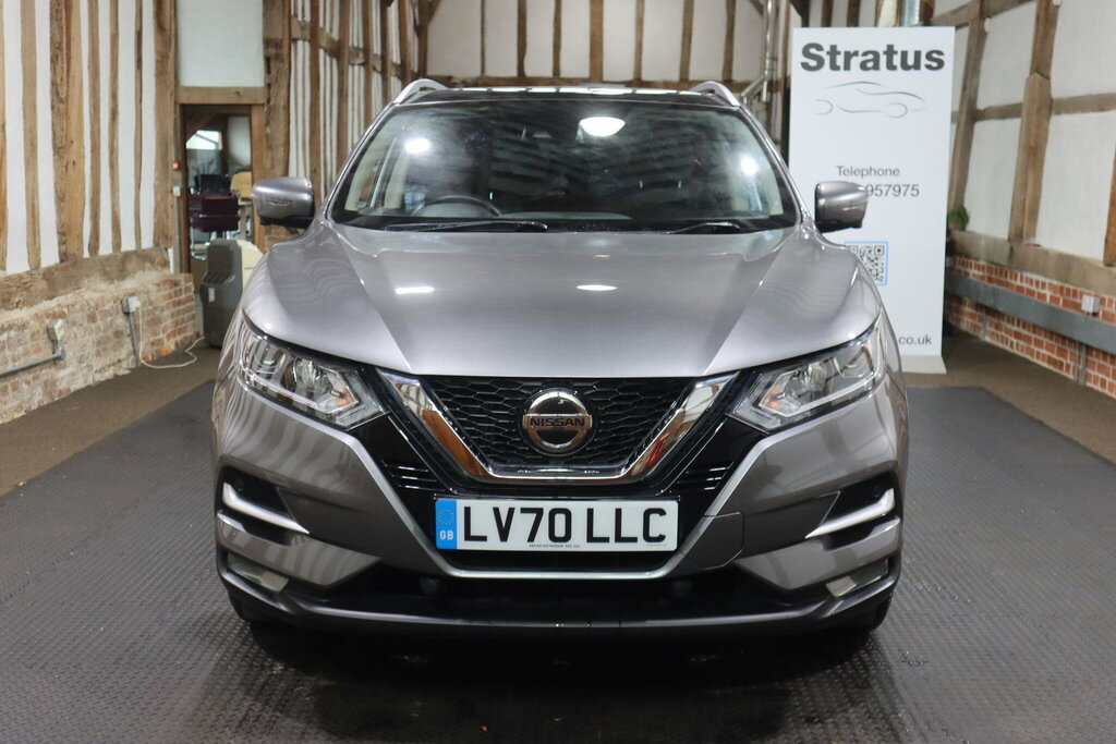 Nissan Qashqai 1.3 Dig-t N-connecta Euro 6 S S Grey #2
