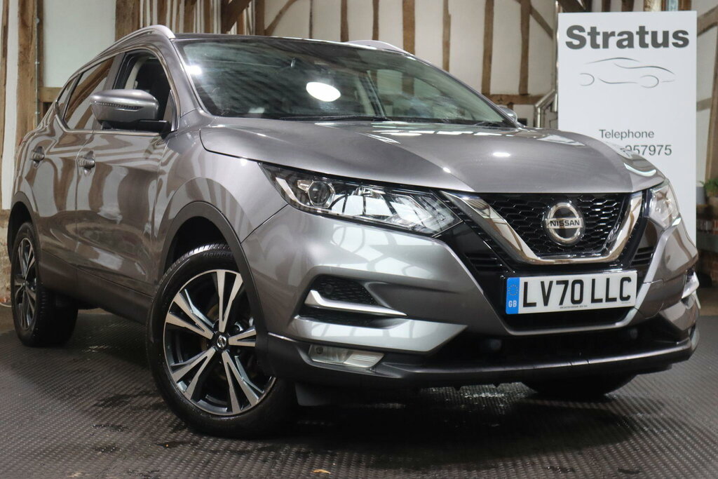 Nissan Qashqai 1.3 Dig-t N-connecta Euro 6 S S Grey