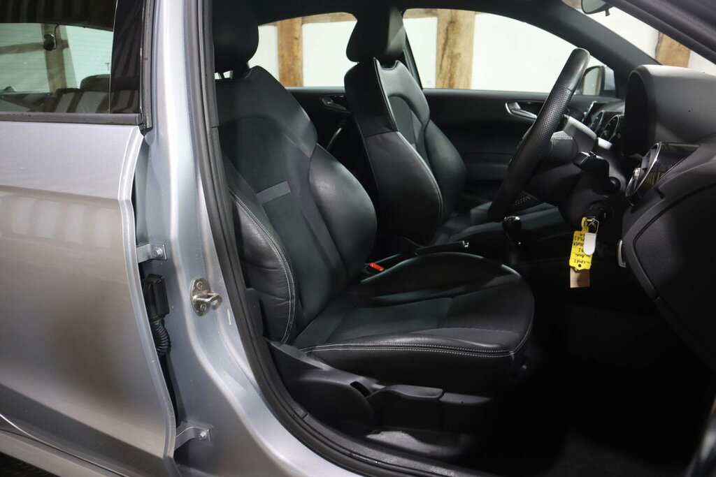 Audi A1 1.6 Tdi Sport Hatchback Silver #11