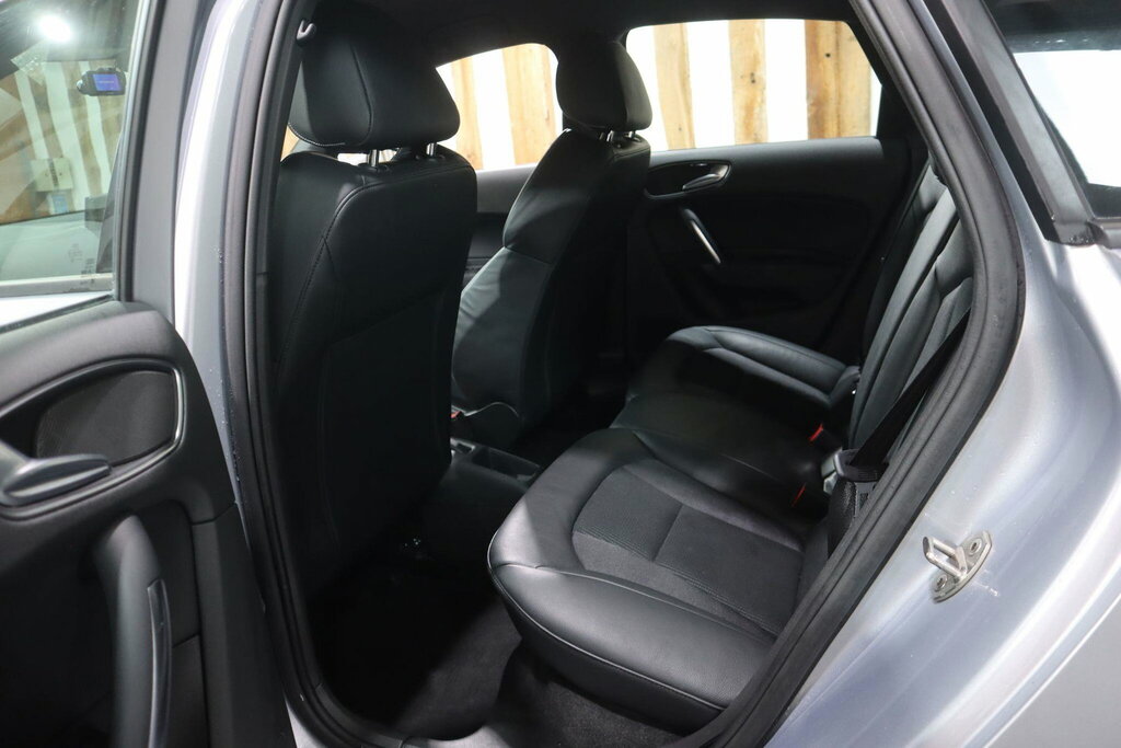 Audi A1 1.6 Tdi Sport Hatchback Silver #39