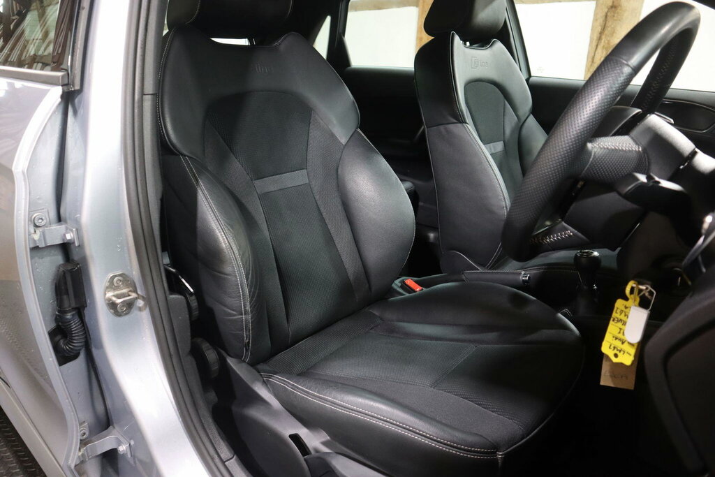 Audi A1 1.6 Tdi Sport Hatchback Silver #13