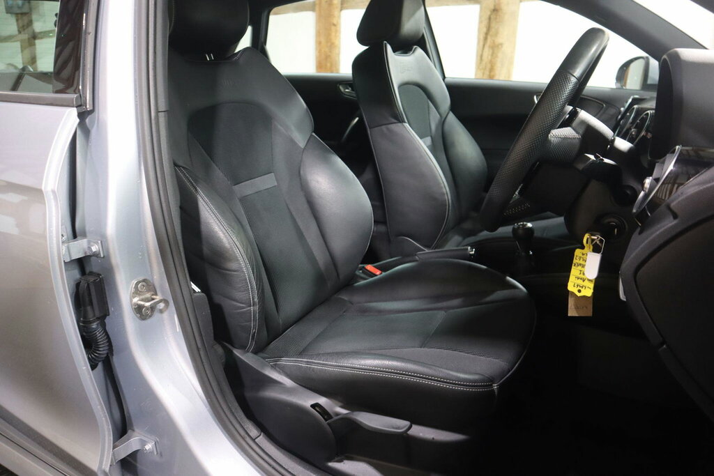 Audi A1 1.6 Tdi Sport Hatchback Silver #12