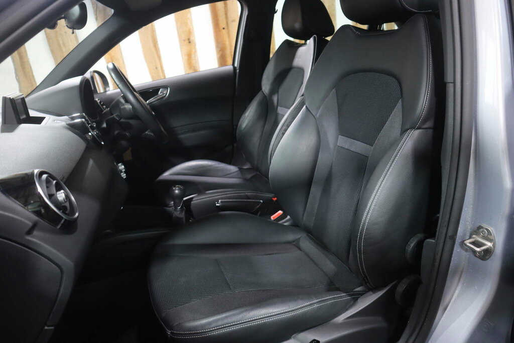 Audi A1 1.6 Tdi Sport Hatchback Silver #34