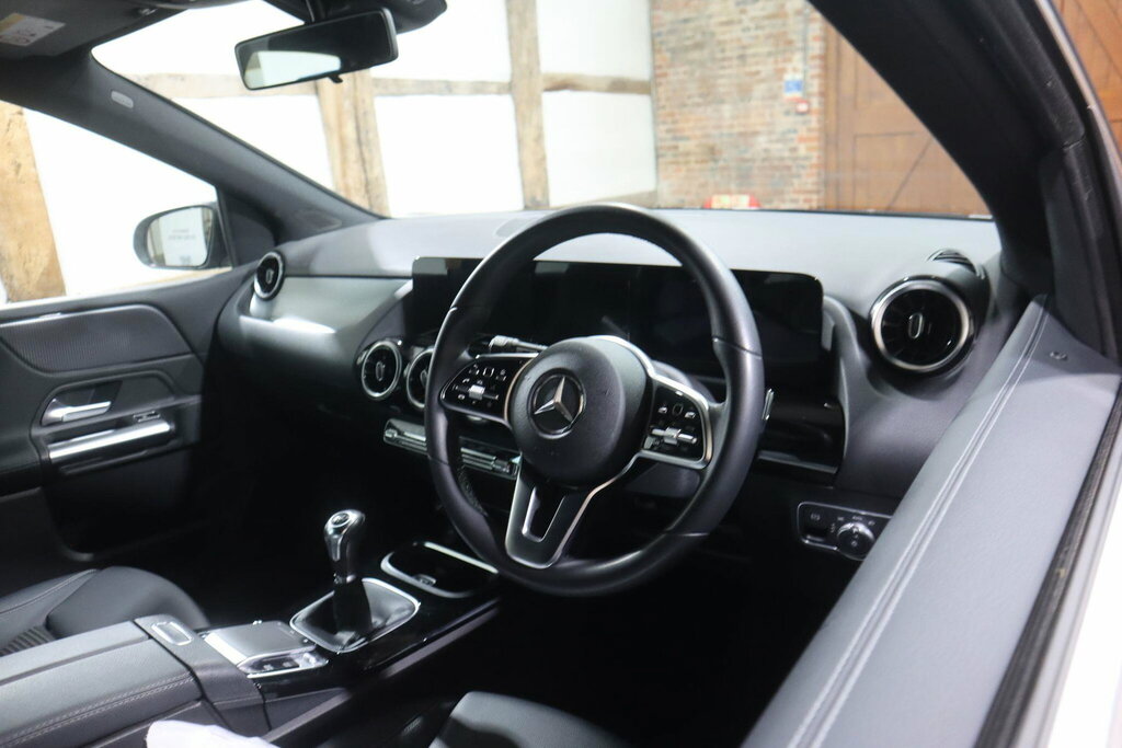 Mercedes-Benz B Class B200 Amg Line White #74