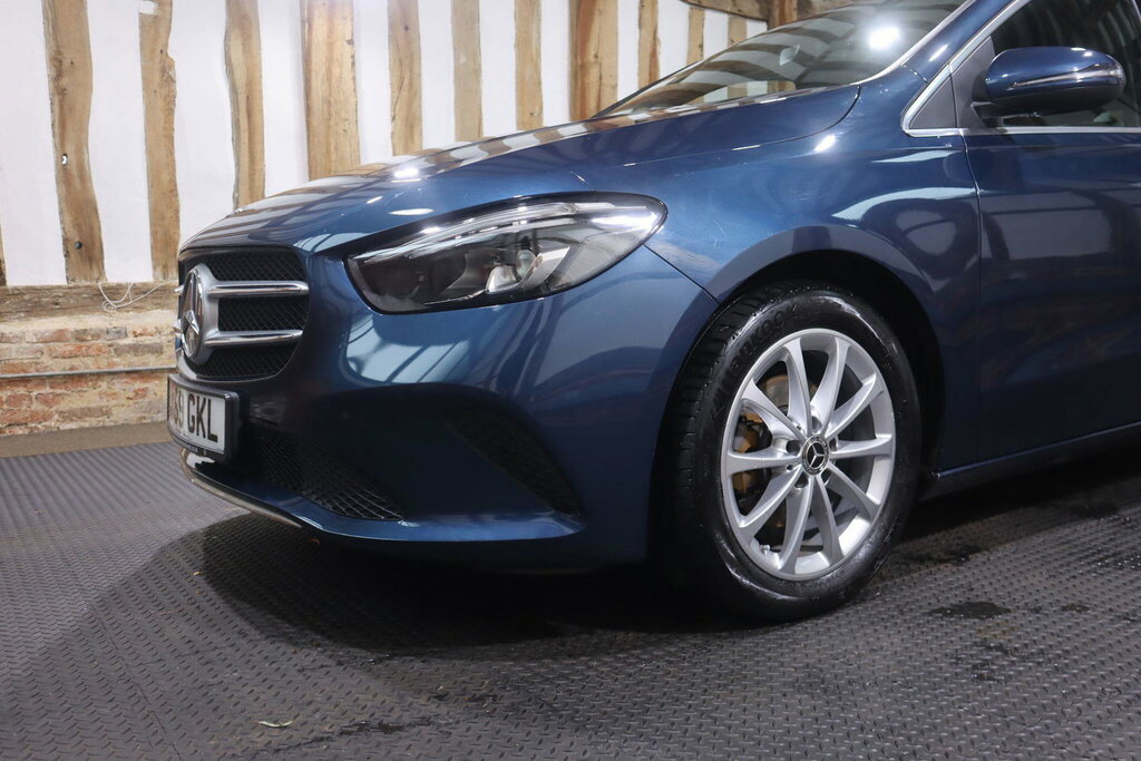 Mercedes-Benz B Class B200 Amg Line White #70