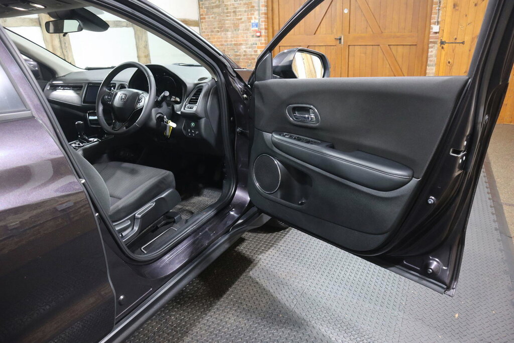 Honda Hr-V Ex Silver #8