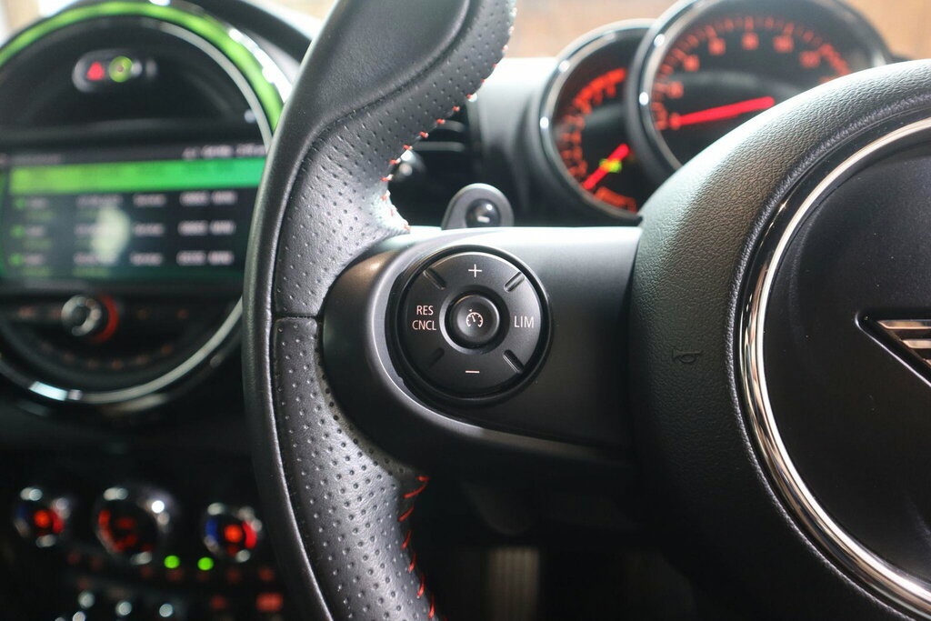 Mini Clubman Cooper Classic Red #27