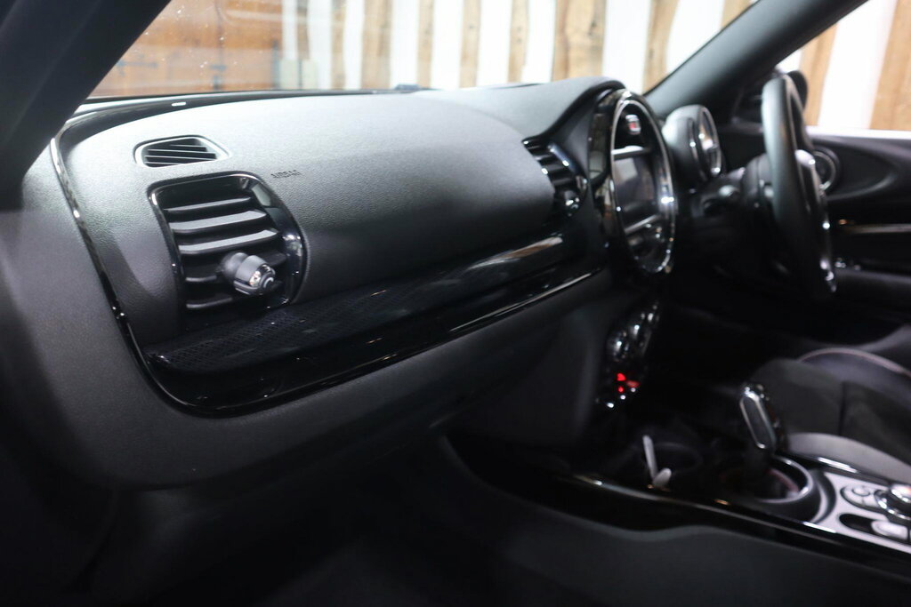 Mini Clubman Cooper Classic Red #39