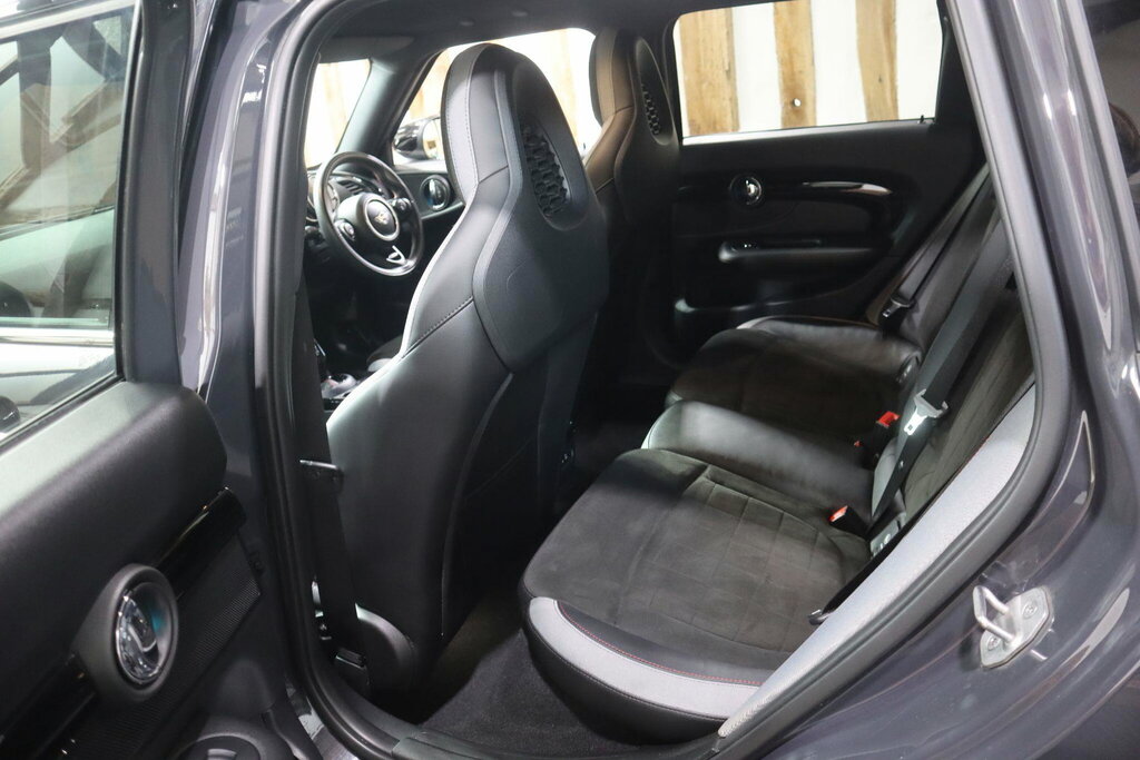 Mini Clubman Cooper Classic Red #42
