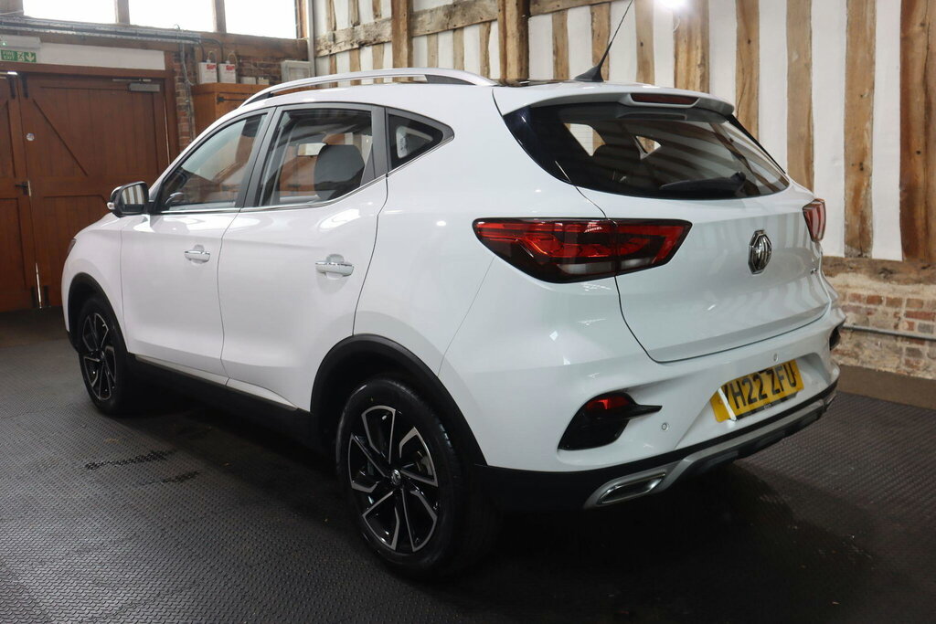 MG ZS 1.5 Vti-tech Exclusive Euro 6 S S White #4