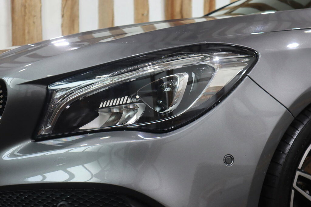 Mercedes-Benz CLA Class Cla 180 Amg Line Black #74
