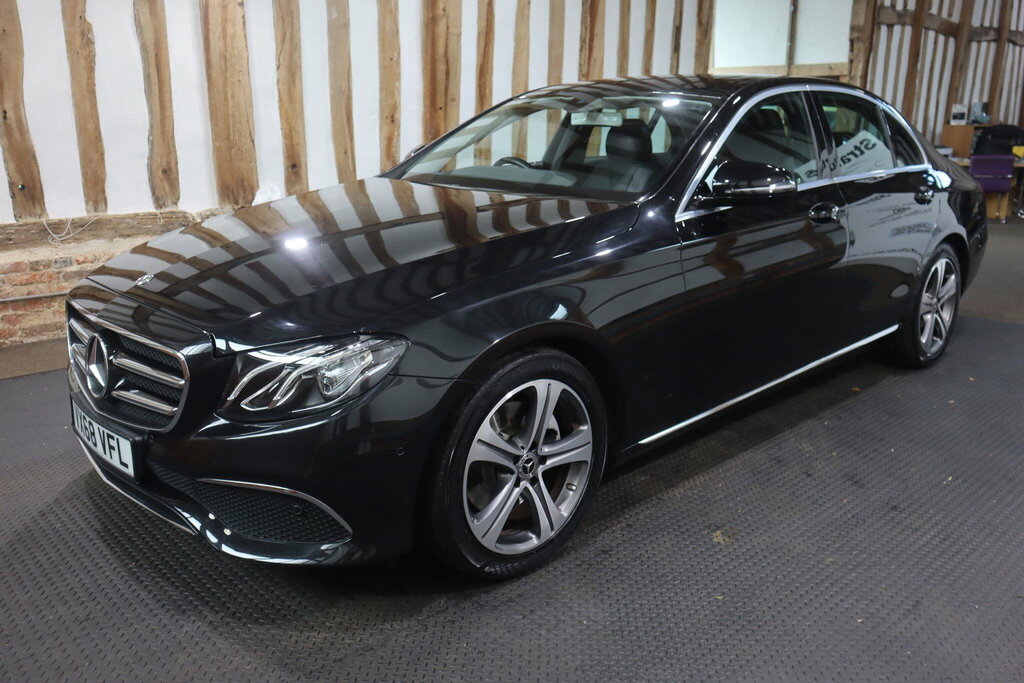 Mercedes-Benz E Class 2.0 E200 Se G-tronic Euro 6 S S Black #3