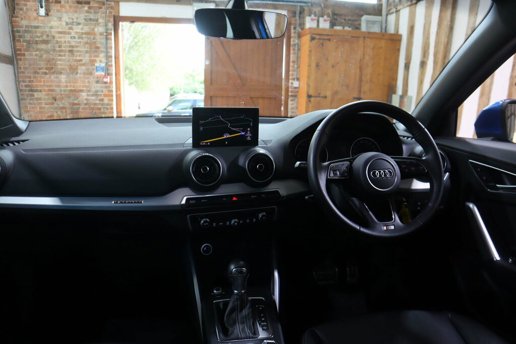Audi Q2 1.6 Tdi Sport S Tronic Black #47