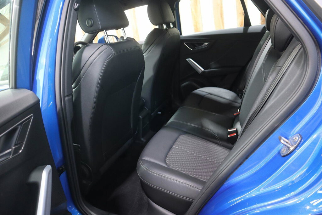 Audi Q2 1.6 Tdi Sport S Tronic Black #42