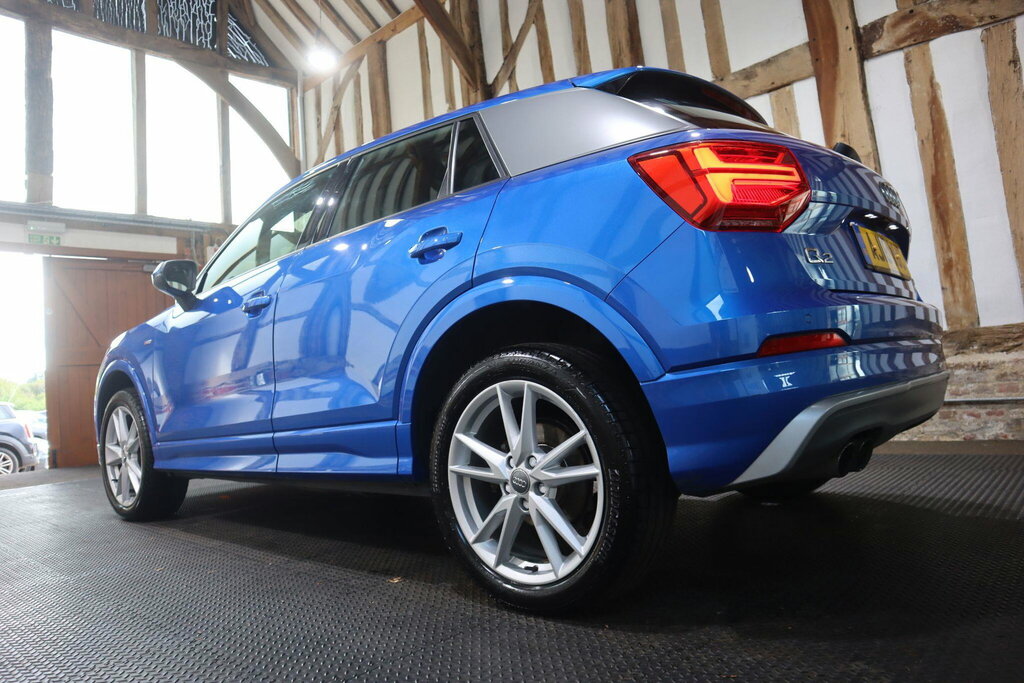 Audi Q2 1.6 Tdi Sport S Tronic Black #66