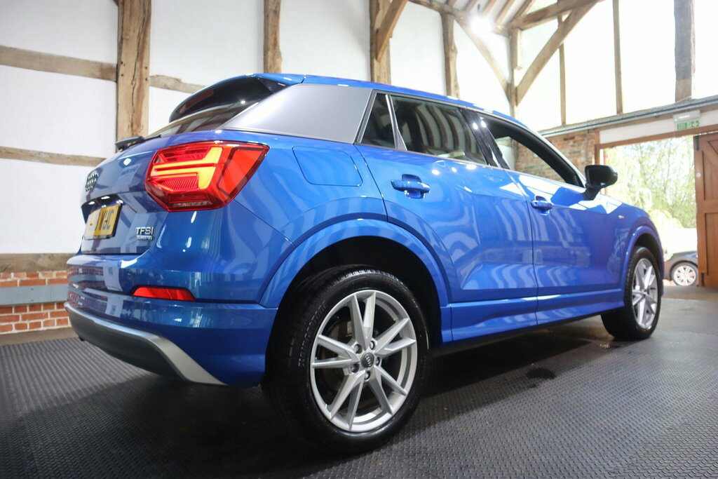 Audi Q2 1.6 Tdi Sport S Tronic Black #60