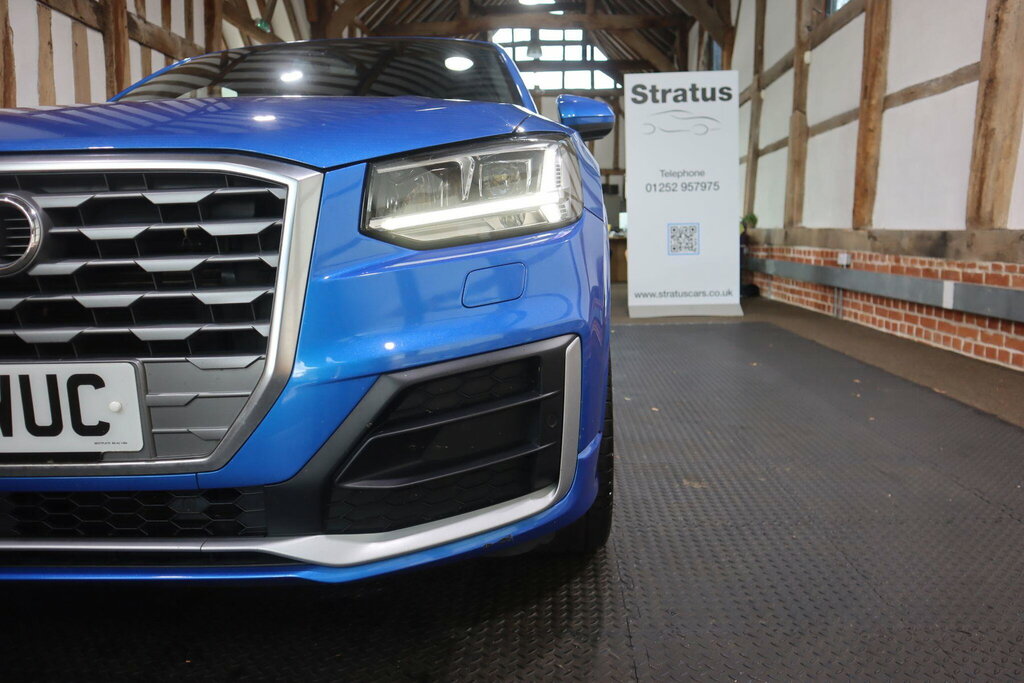 Audi Q2 1.6 Tdi Sport S Tronic Black #74