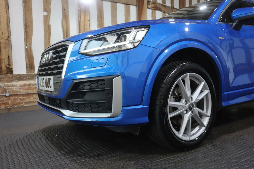 Audi Q2 1.6 Tdi Sport S Tronic Black #72