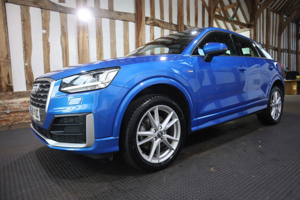 Audi Q2 1.6 Tdi Sport S Tronic Black #69