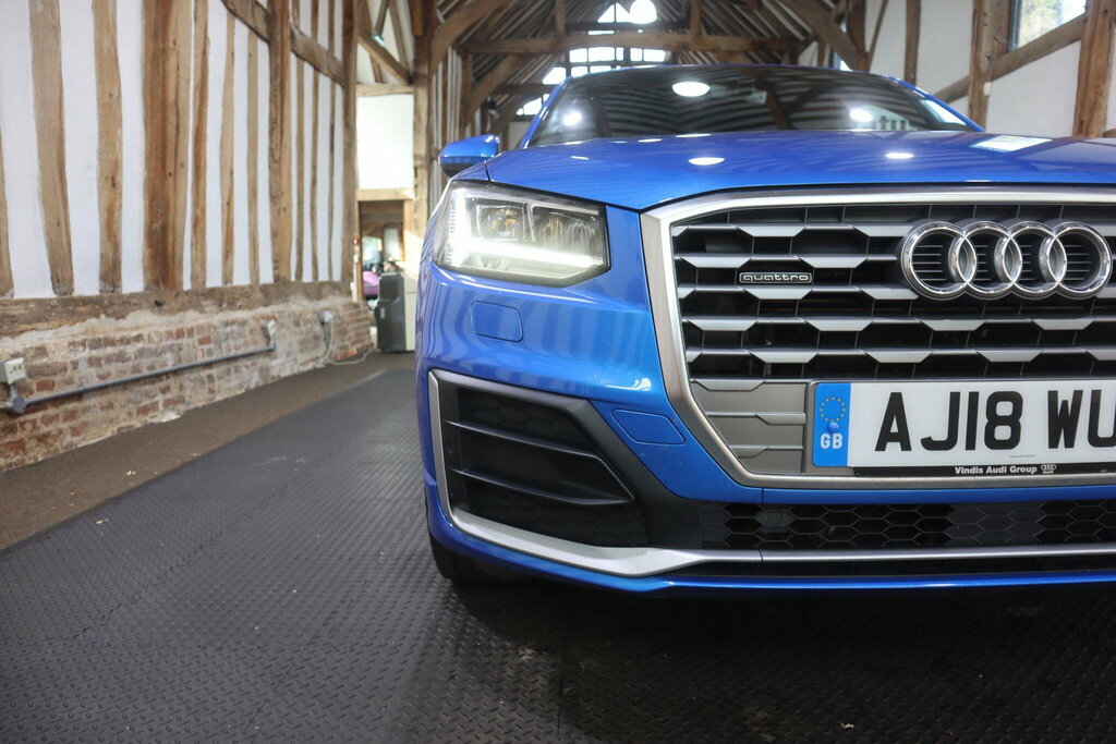 Audi Q2 1.6 Tdi Sport S Tronic Black #58