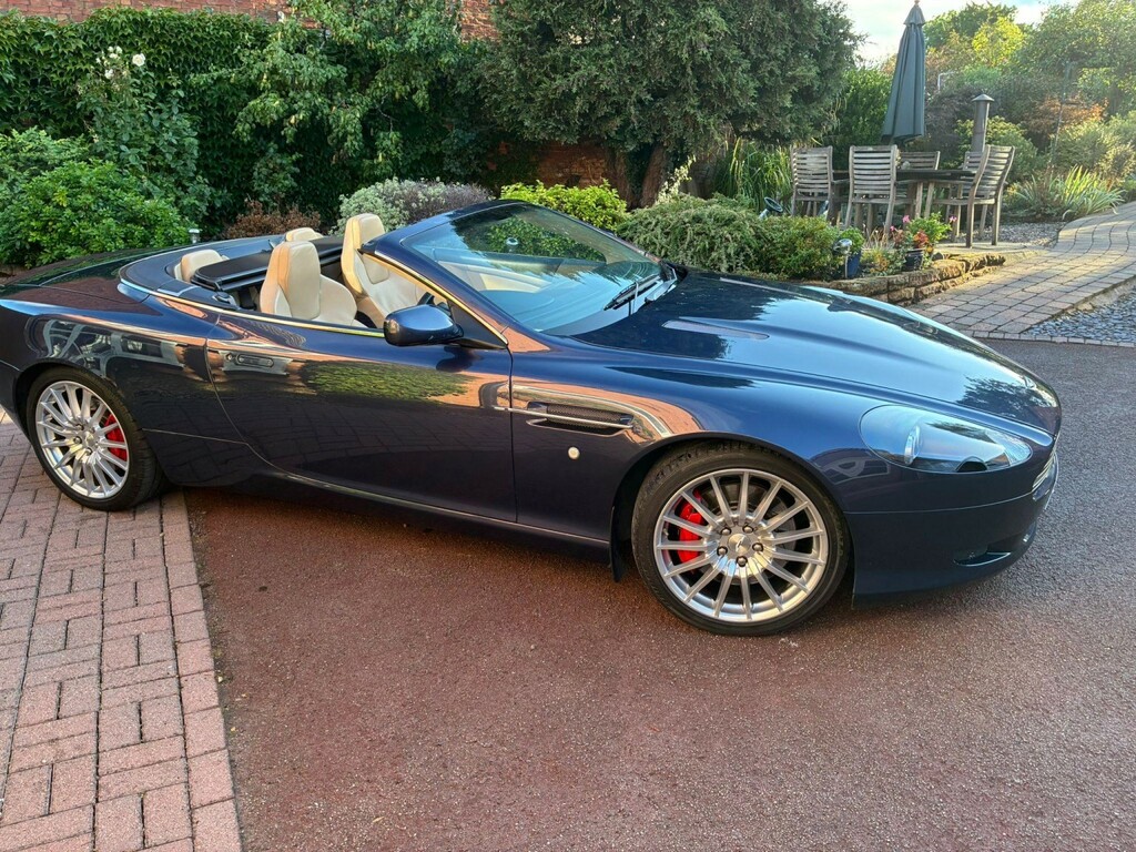 Aston Martin DB9 5.9 Blue