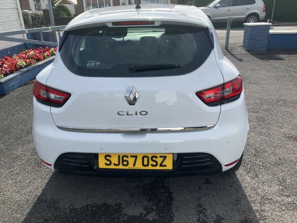 Renault Clio Hatchback 1.2 Dynamique Nav 1.2 16V 75 201767 SJ67OSZ White #3
