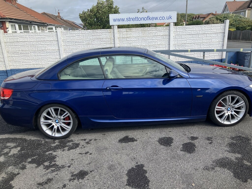 BMW 3 Series 2.0 320I M Sport Convertible Blue