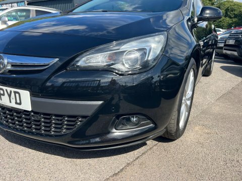 Vauxhall Astra GTC Black #10