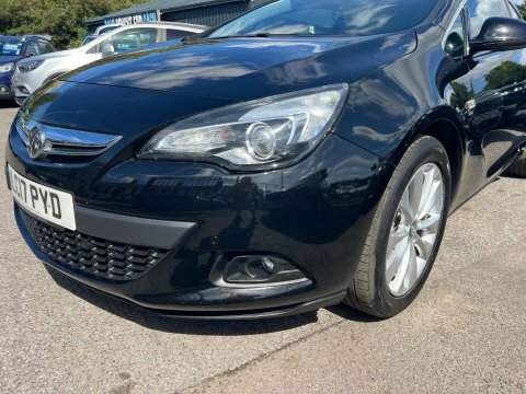 Vauxhall Astra GTC Black #9