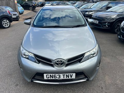 Toyota Auris 1.6 V-matic Excel Grey #2