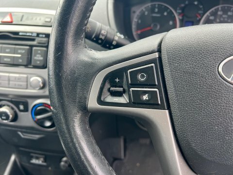 Hyundai I20 1.2 Classic 84 Bhp Silver #20